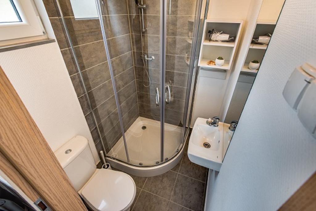 Mediteran Travel Mobile Homes Solaris Бродарица Экстерьер фото