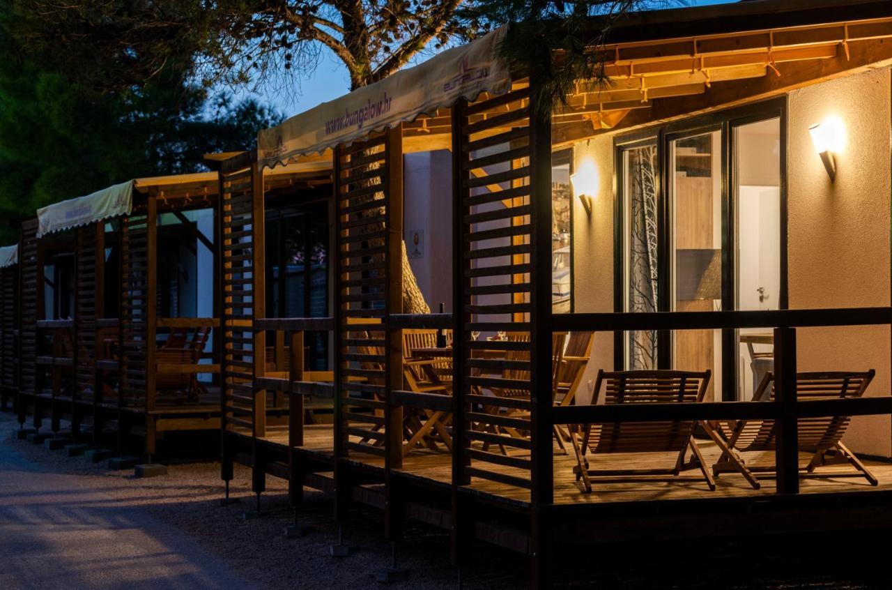 Mediteran Travel Mobile Homes Solaris Бродарица Экстерьер фото