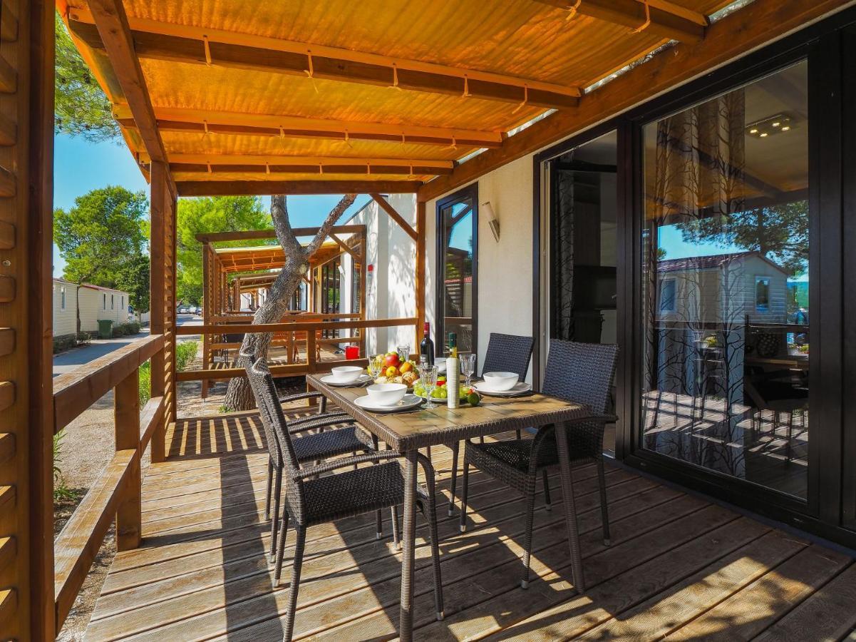 Mediteran Travel Mobile Homes Solaris Бродарица Экстерьер фото