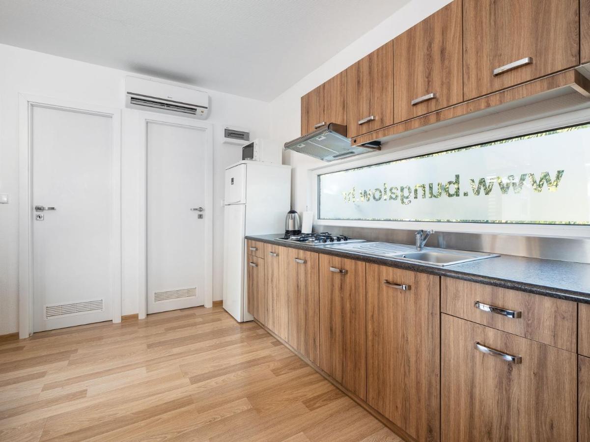 Mediteran Travel Mobile Homes Solaris Бродарица Экстерьер фото