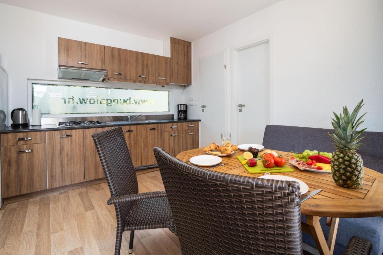 Mediteran Travel Mobile Homes Solaris Бродарица Экстерьер фото