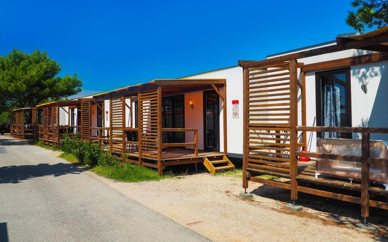 Mediteran Travel Mobile Homes Solaris Бродарица Экстерьер фото